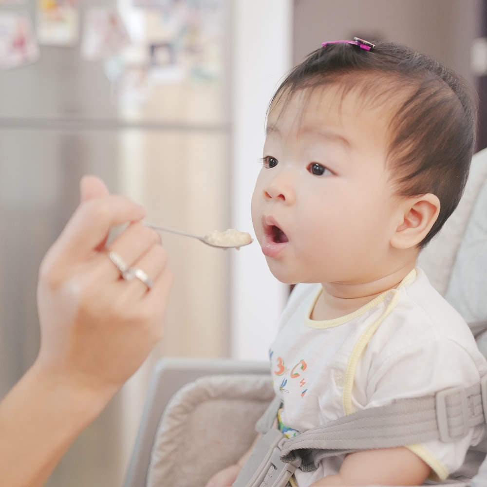 help-my-baby-keeps-gagging-during-feeding-what-to-do-lifestyle-news